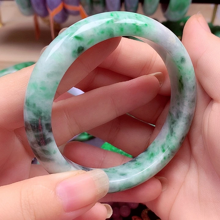 翡翠未镶嵌手镯翡翠手镯