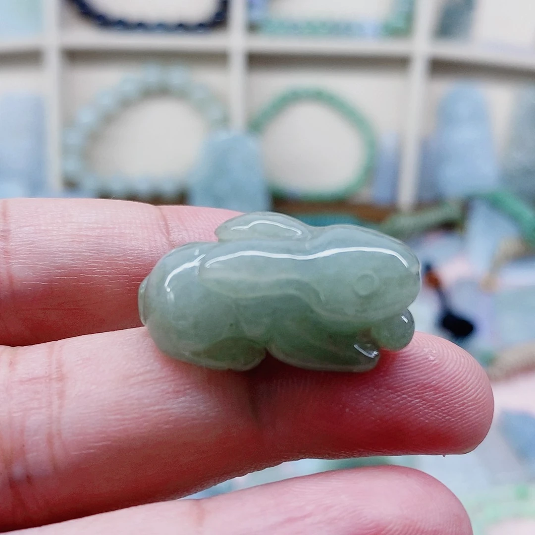 吊坠(不含链)未镶嵌翡翠天然