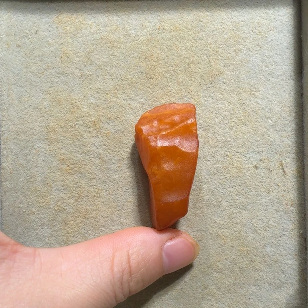 未镶嵌定制琥珀定制