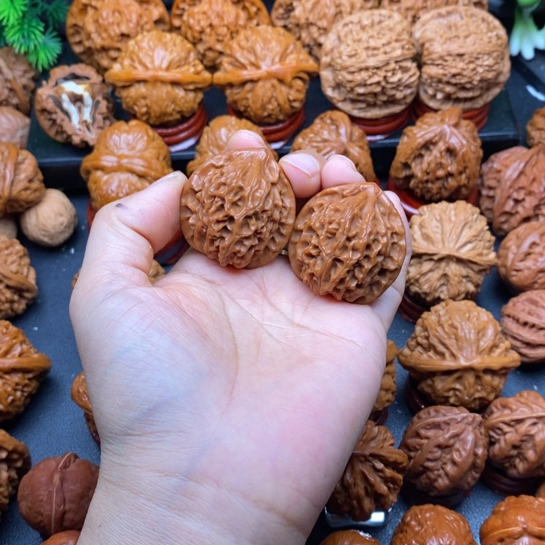 轻***i把件文玩核桃核桃