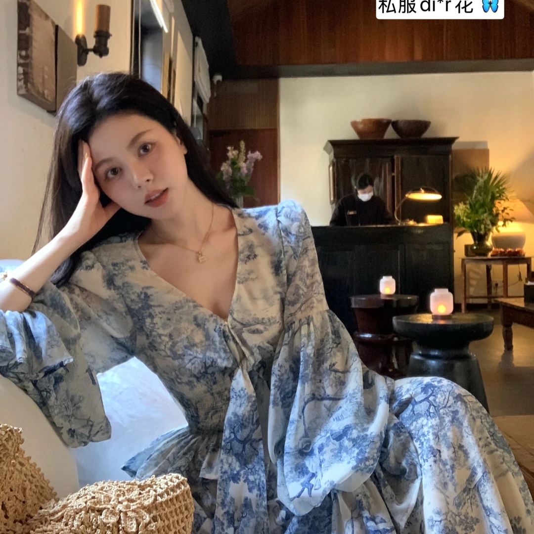 花漾爱神 私服di*r花 度假氛围感法式碎花衬衣A字半身裙