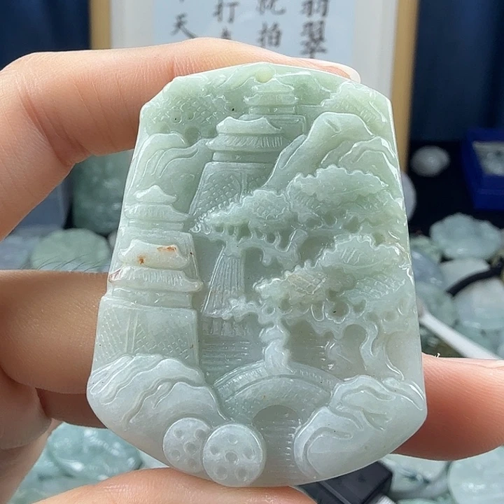翡翠未镶嵌颈饰翡翠