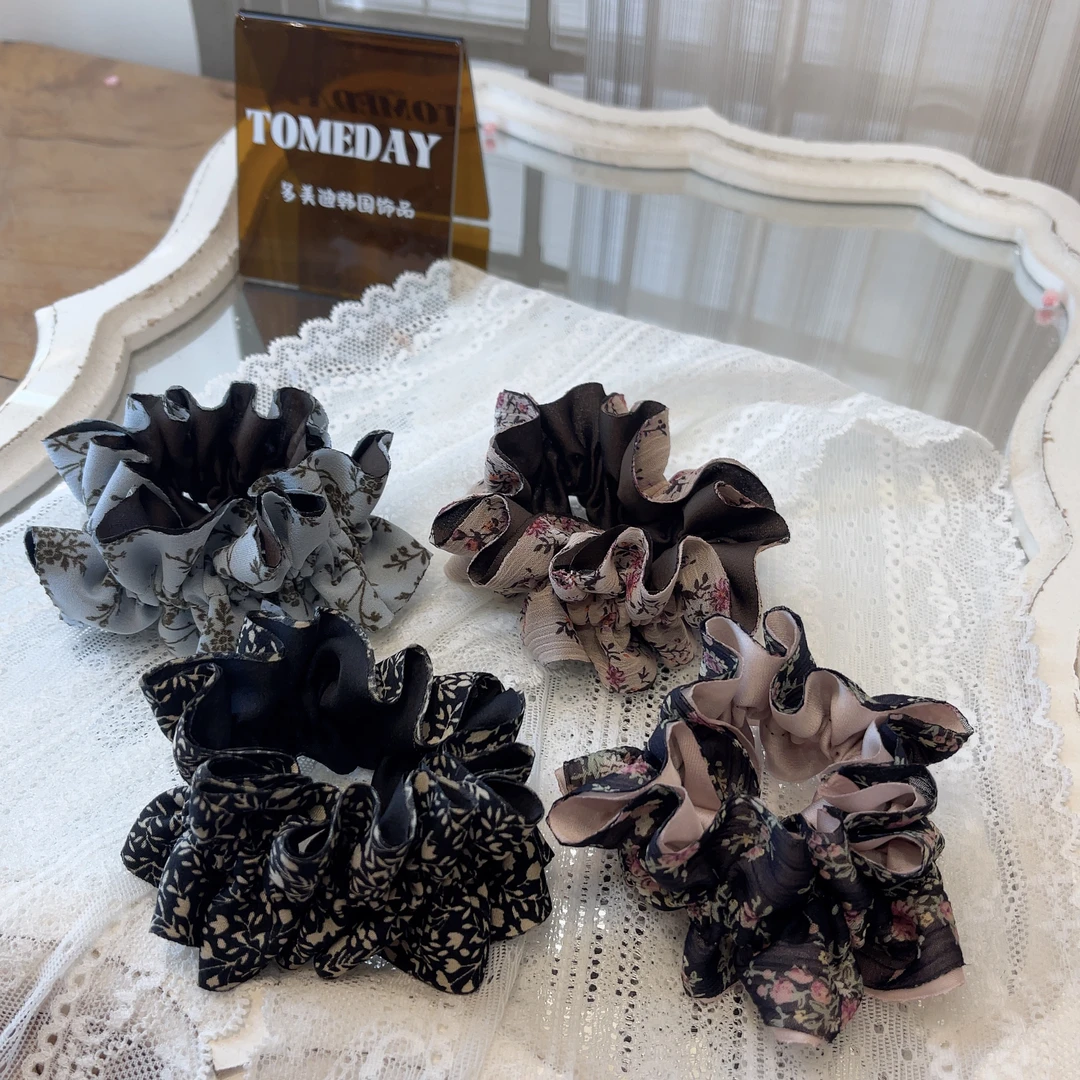 W1171气质优雅氛围感碎花流光花苞肠圈