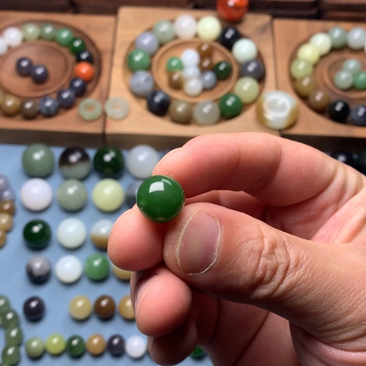 和田玉卡12碧玉未镶嵌O****y