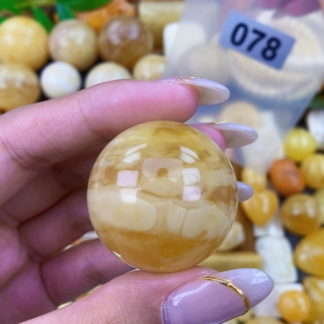 未镶嵌琥珀珠宝奇石32.8 接近全品