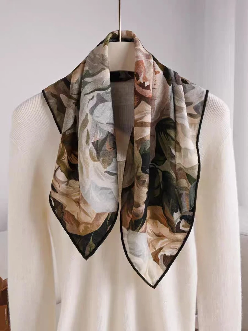 【70丝毛 玫瑰故事】70小方巾气质四格拼接高档香云花萝围巾女春秋