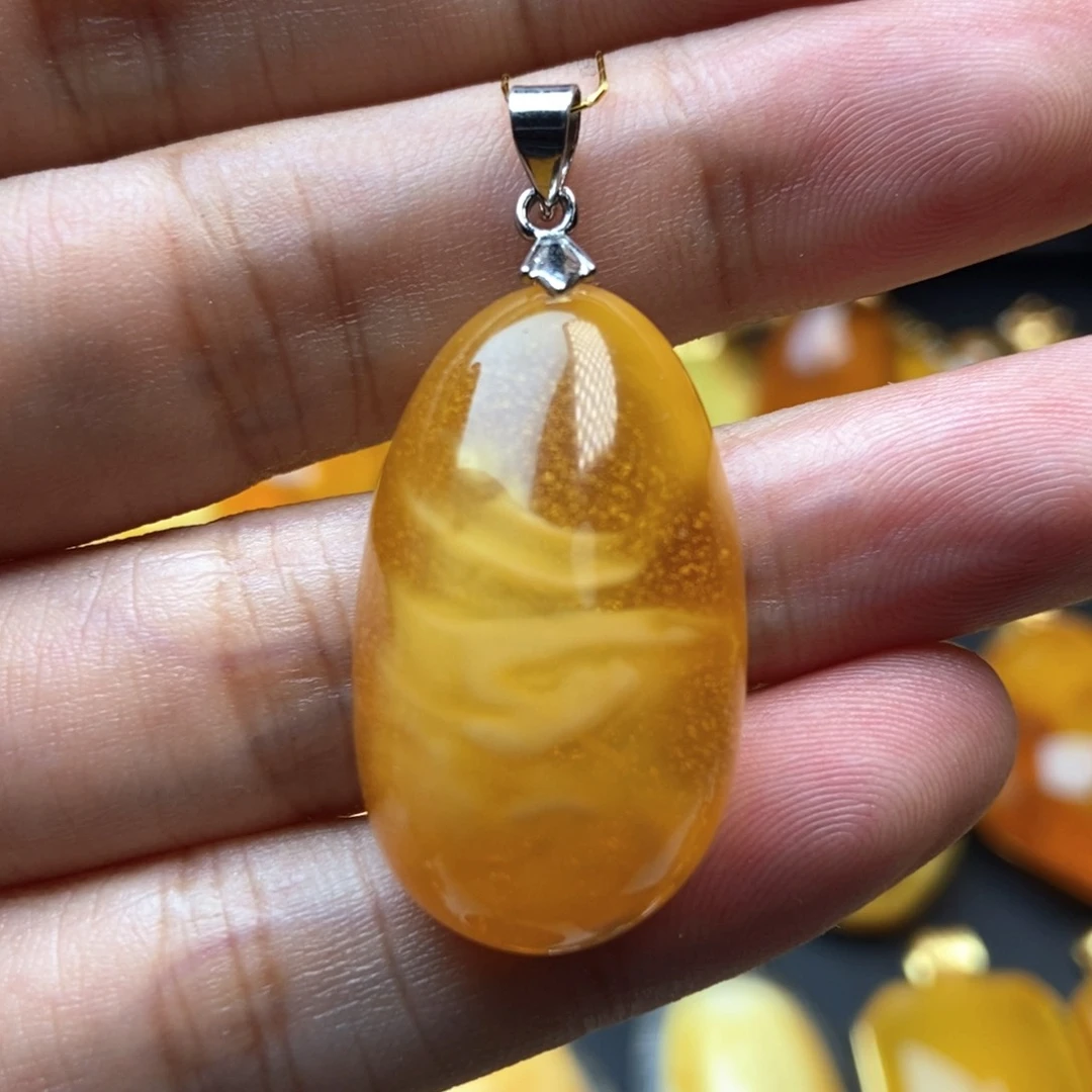 银S925镶嵌颈饰琥珀