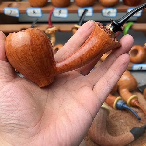 蒙***召石楠木手工制作烟斗