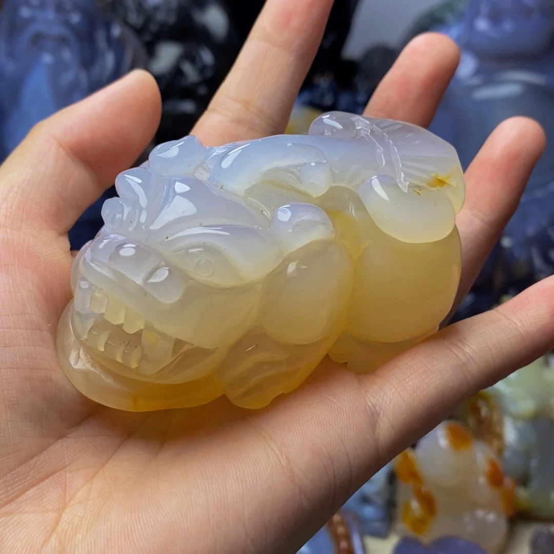 玛瑙/玉髓把件未镶嵌