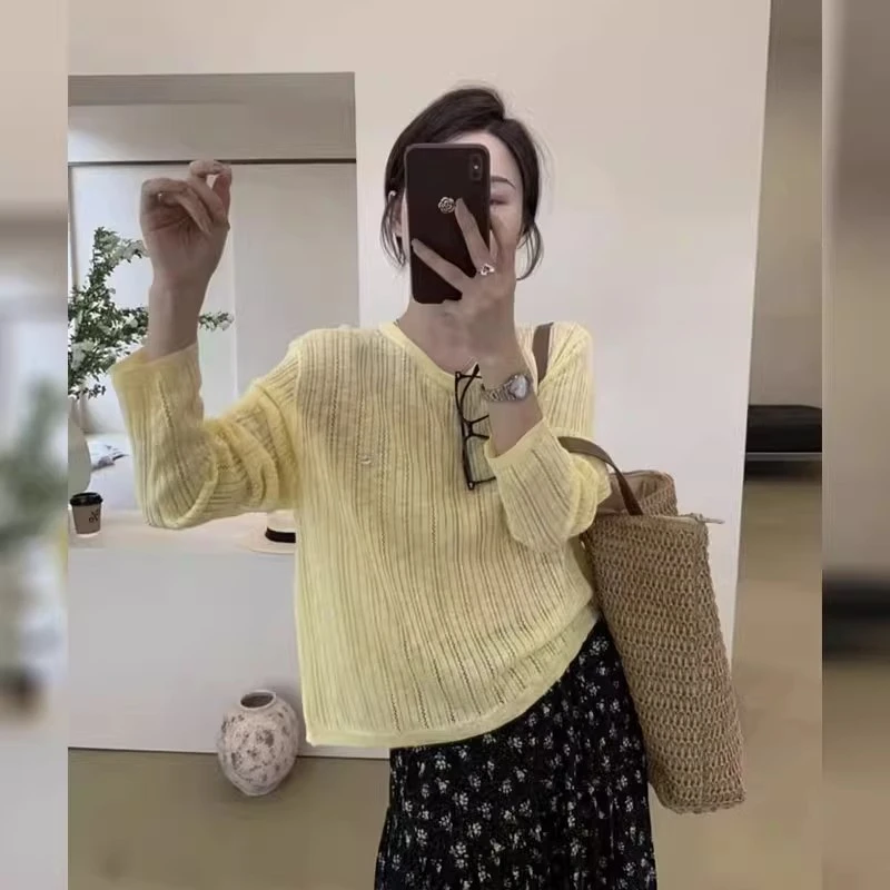韩系镂空纯色百搭防晒针织罩衫女春季设计感后背镂空排扣薄款上衣