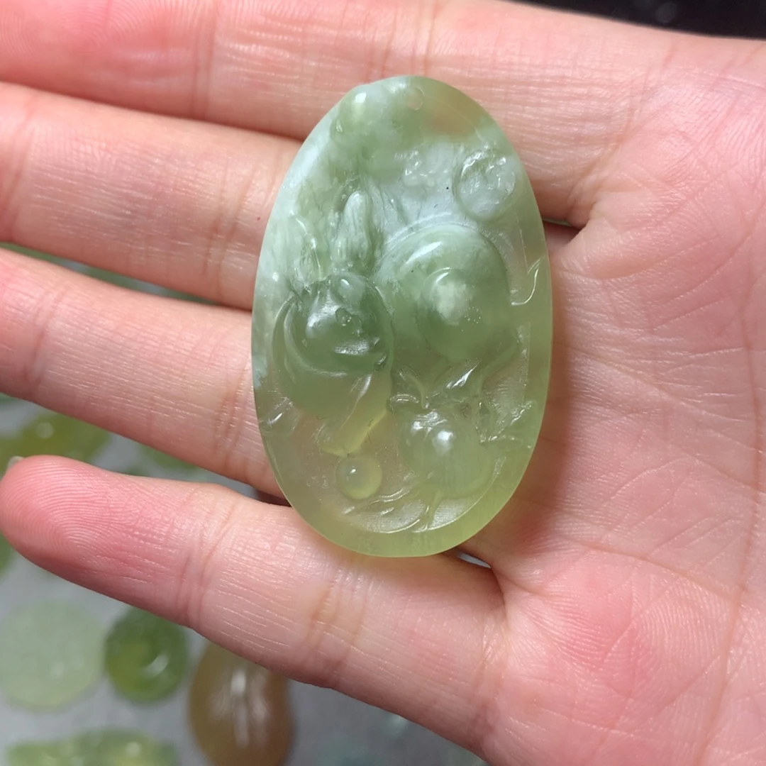 蛇纹石玉合金颈饰