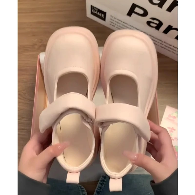 粉色PU玛丽珍单鞋夏季厚底凉鞋平跟法式包头防滑时尚休闲鞋