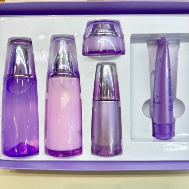 【专柜正品 刮码】紫色凝时水 乳 精华套（新款乳液