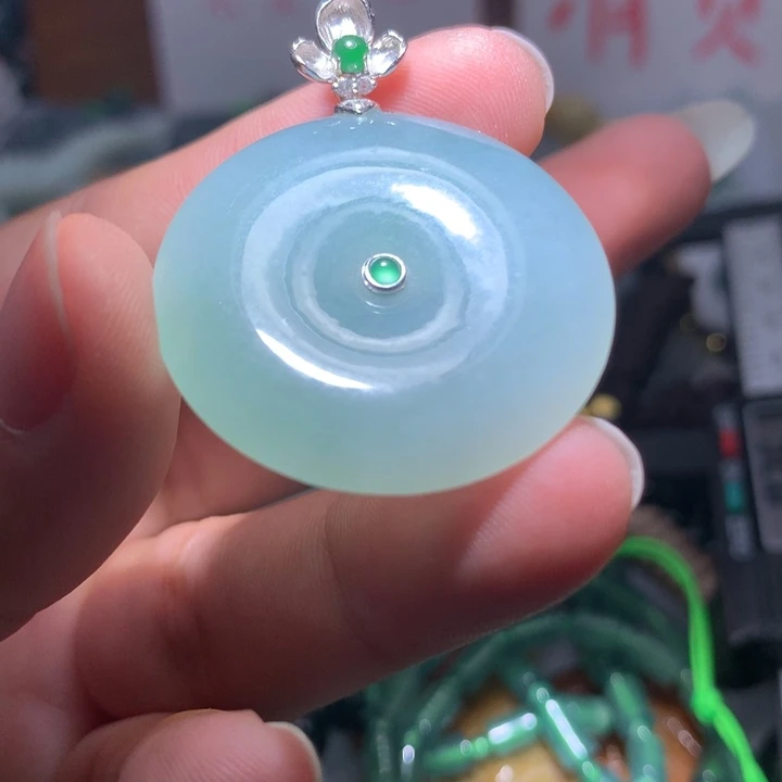 翡翠颈饰未镶嵌保真天然A货翡翠
