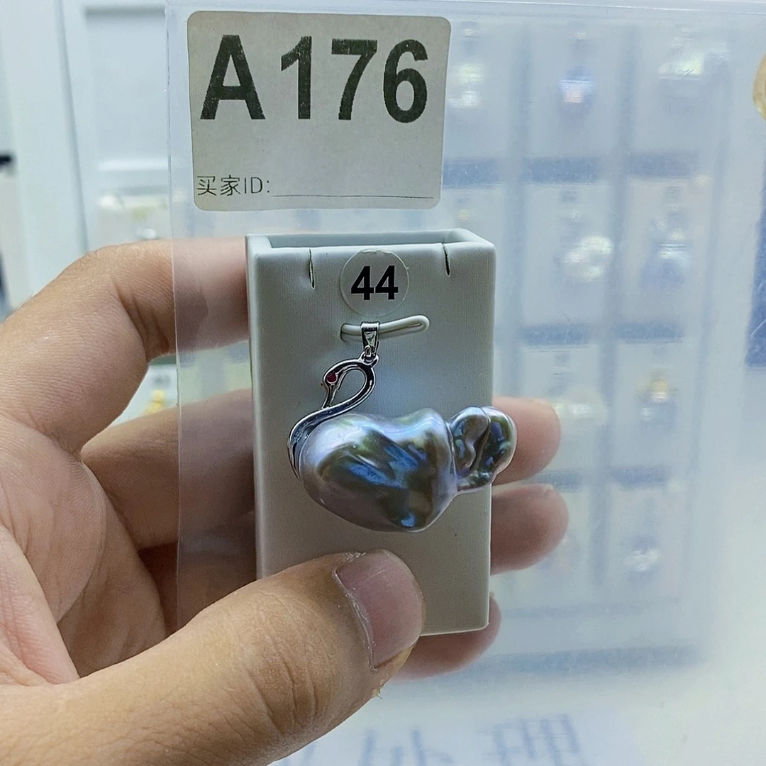 合金淡水珍珠颈饰