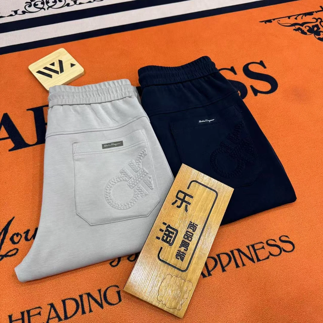 9929潮流休闲裤 轻奢男士卫裤裤子潮免烫春季宽松型男装时尚