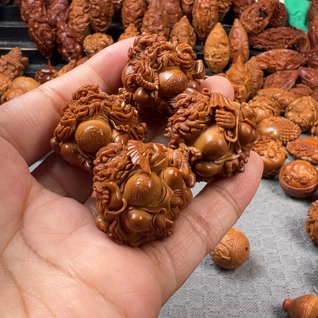 罗***磊橄榄核手串/手链核雕