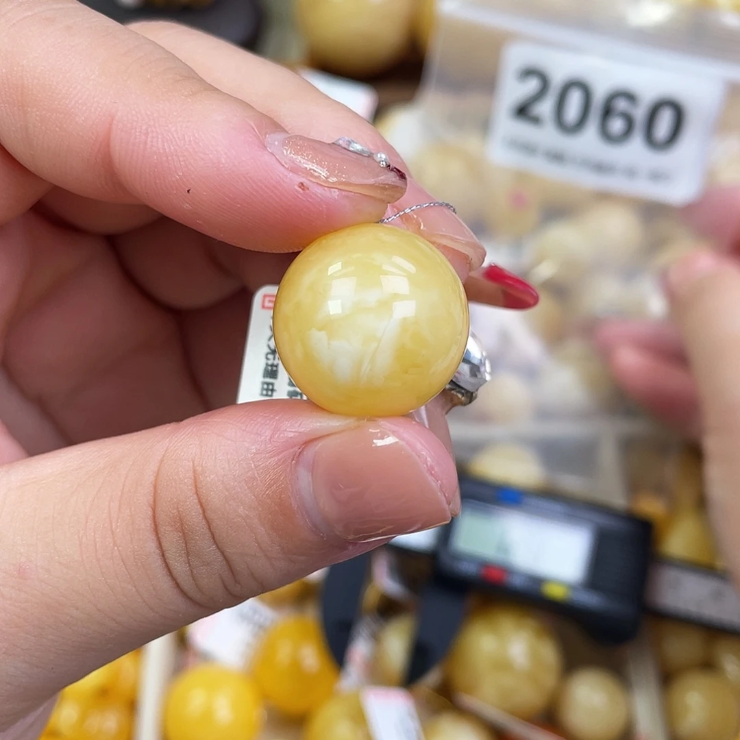 蜜蜡未镶嵌珠宝奇石粉18.5