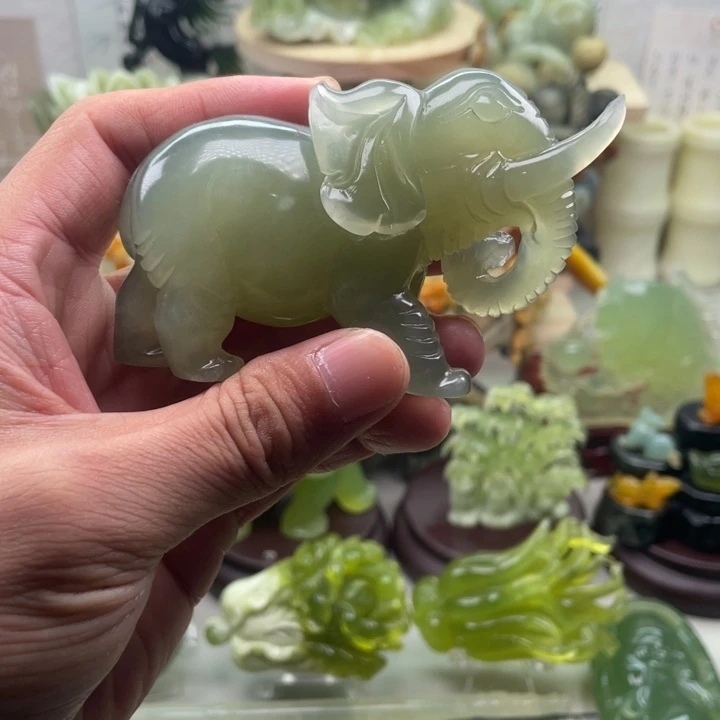 蛇纹石玉未镶嵌四大名玉手把
