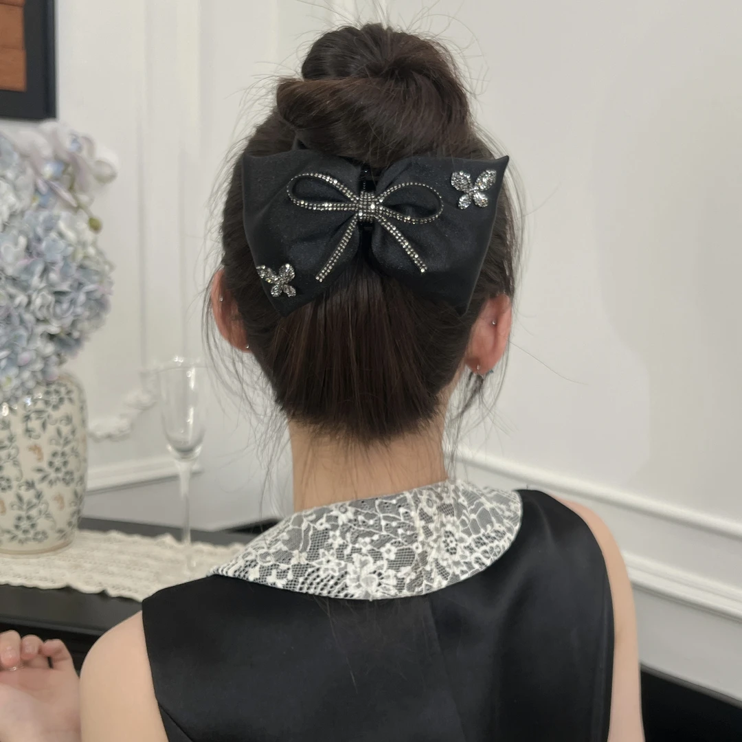 精致气质闪蝶缎面蝴蝶结三角夹小鲨鱼夹百搭高级感抓夹网红轻奢