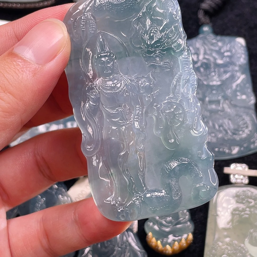 颈饰未镶嵌翡翠6，