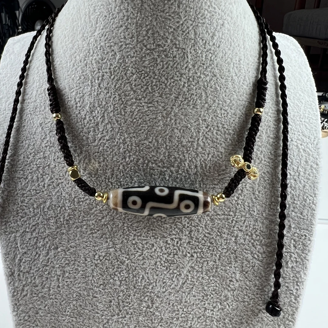 天然玛瑙聚源古法高油高糯手工黑白折线九眼颈链