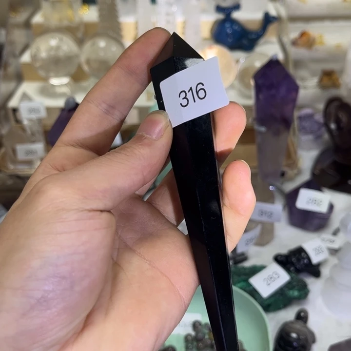 未镶嵌水晶大型摆件（非配饰）