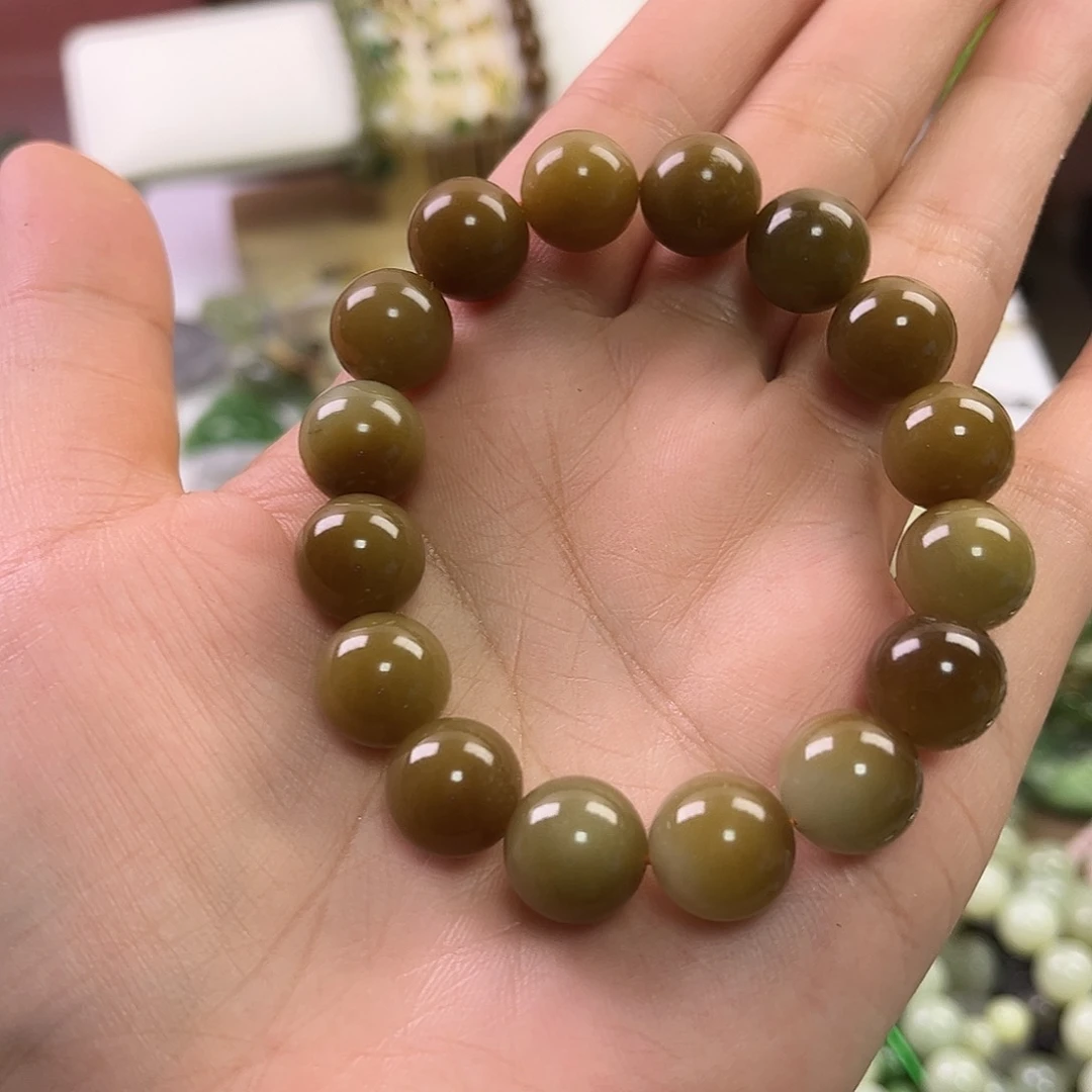 和田玉未镶嵌颈饰沐*涔