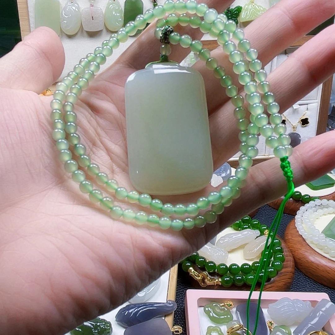 和田玉未镶嵌吊坠(不含链)46mm