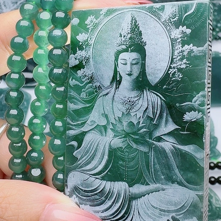 颈饰未镶嵌翡翠天然的A货翡翠多样性发其一