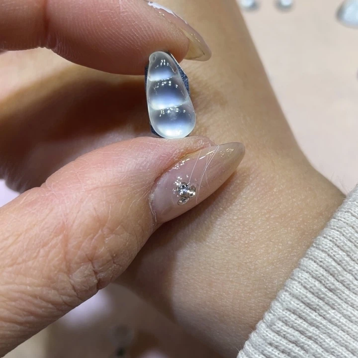 翡翠颈饰未镶嵌豆子