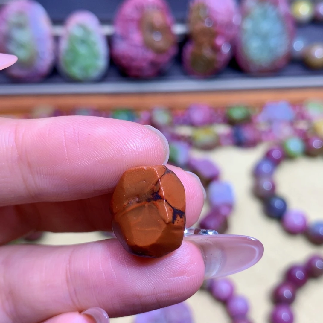 玛瑙未镶嵌挂件盐源