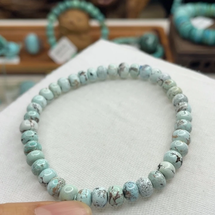 绿松石未镶嵌珠宝