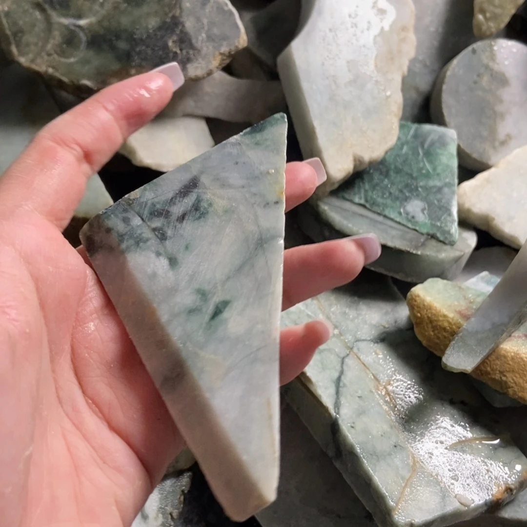 翡翠未镶嵌挂件天然翡翠