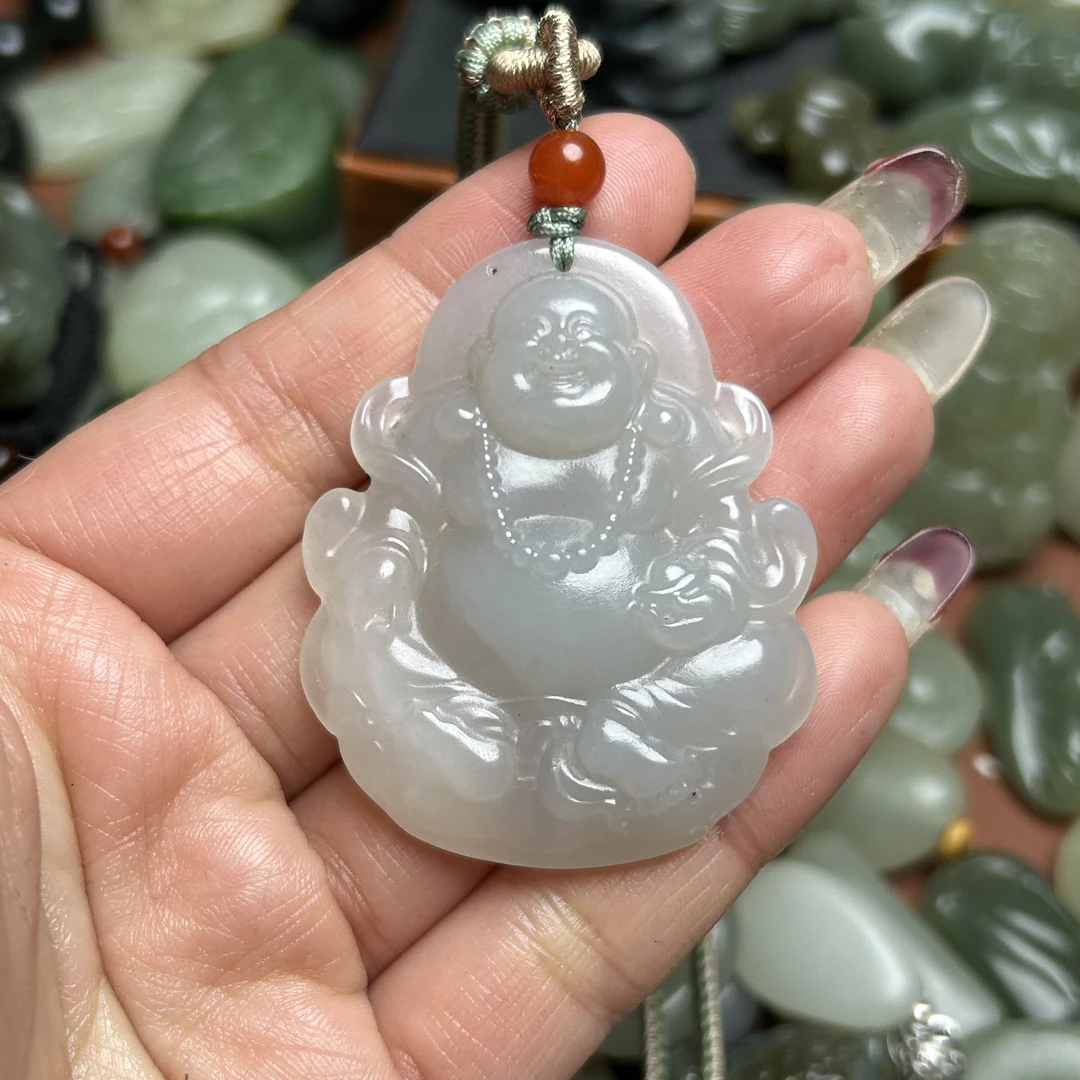 精品和田玉小挂件
