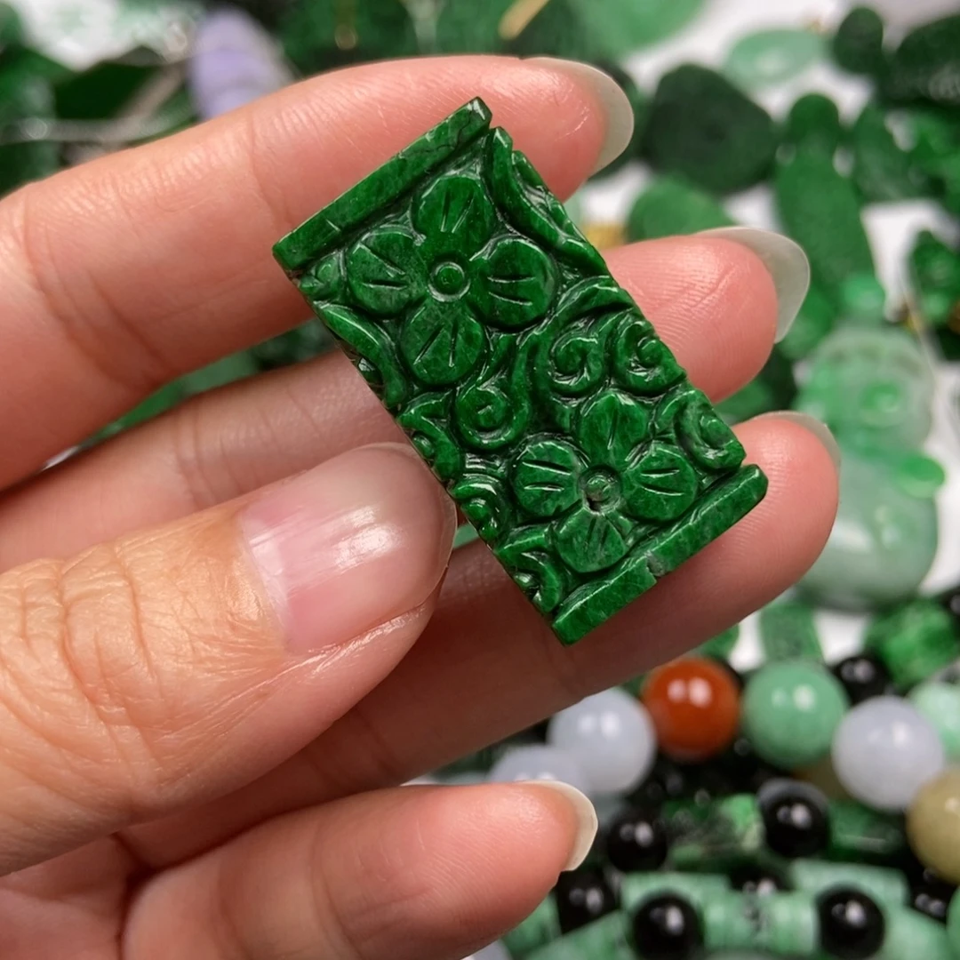 定制翡翠未镶嵌翡翠