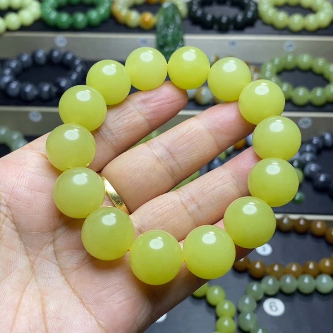 和田玉未镶嵌手串