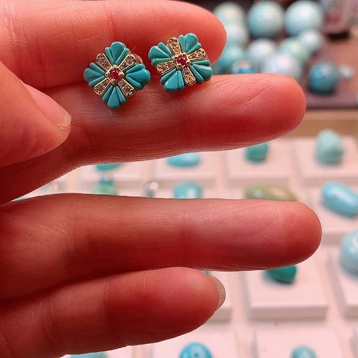 绿松石配饰未镶嵌