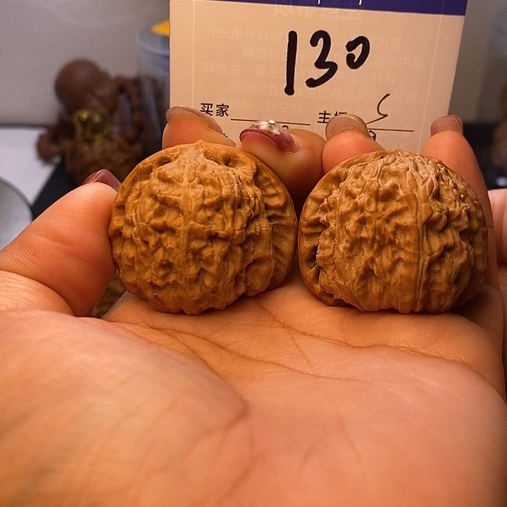 吊坠桃核白狮子39有修s