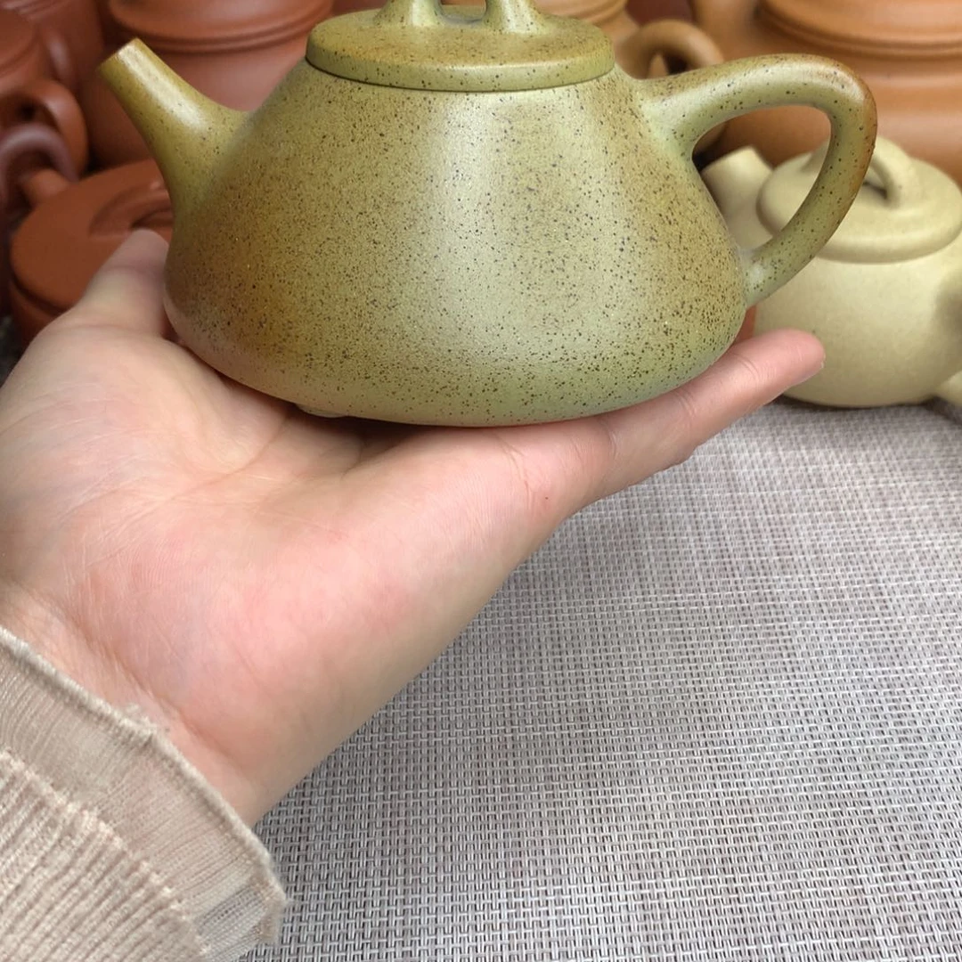 茶壶紫砂230CC左右