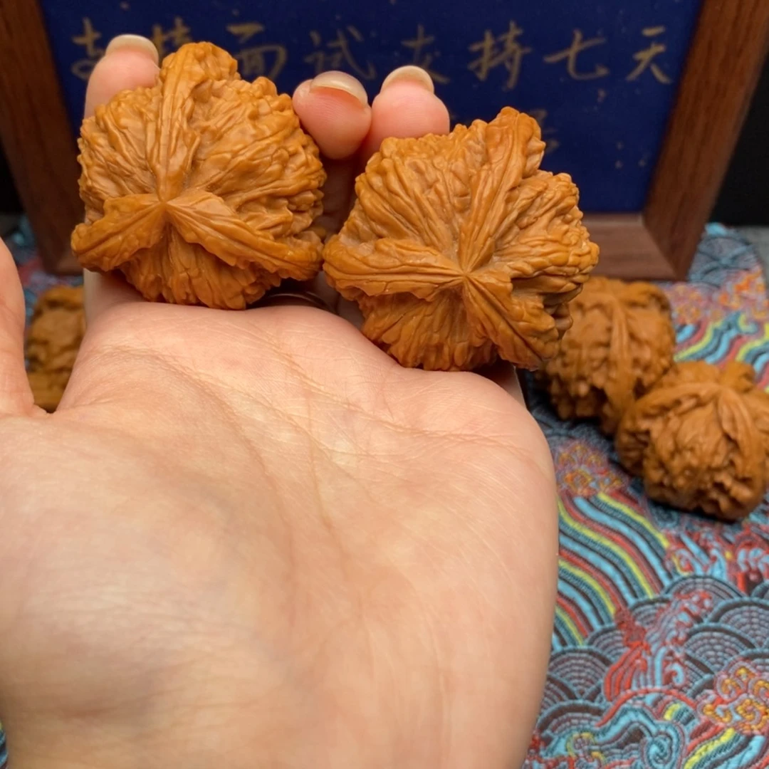 【闪购商品】好****~白狮