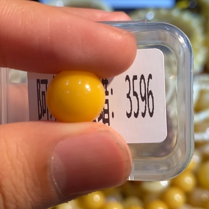 琥珀未镶嵌珠宝奇石3596