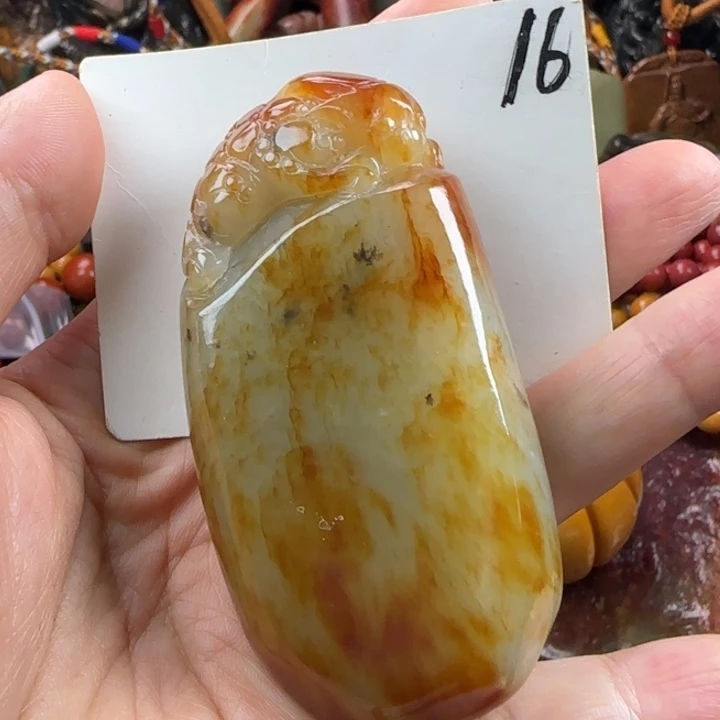 未镶嵌透闪石质玉珠宝奇石