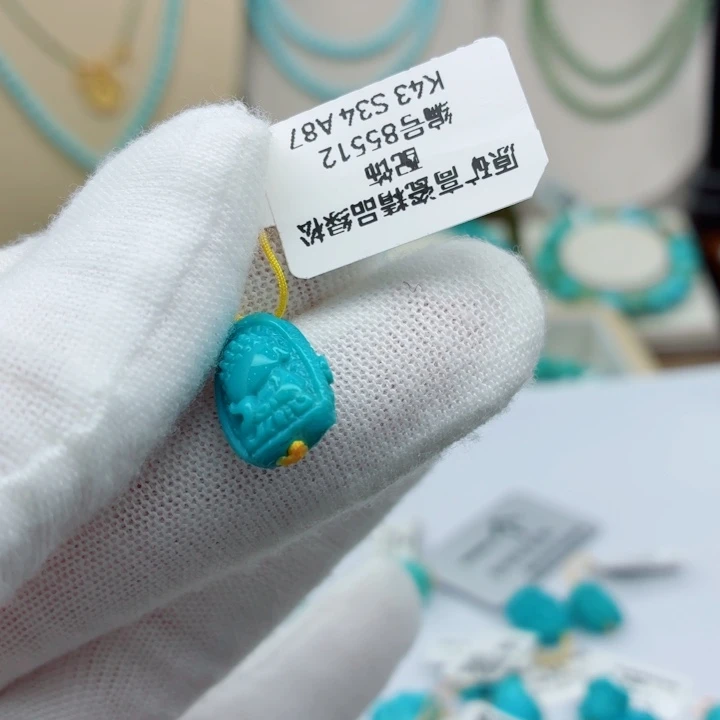 未镶嵌绿松石珠宝奇石