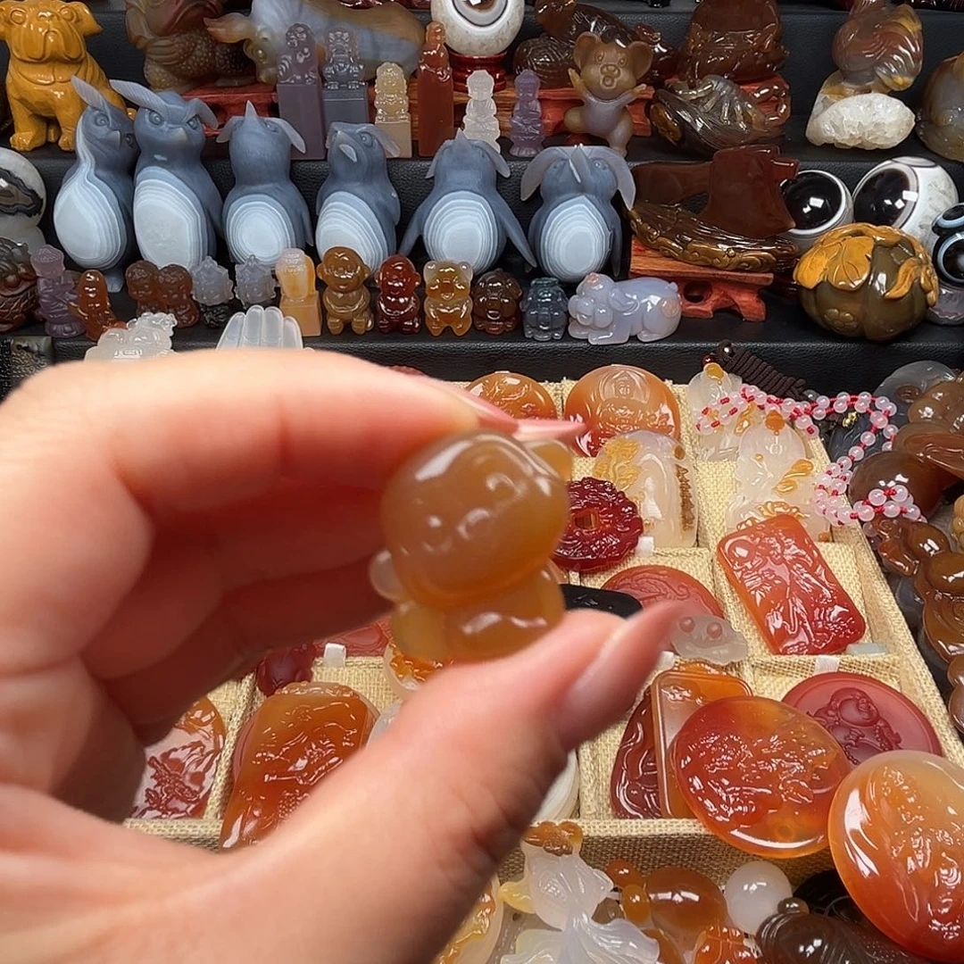 玛瑙/玉髓未镶嵌颈饰