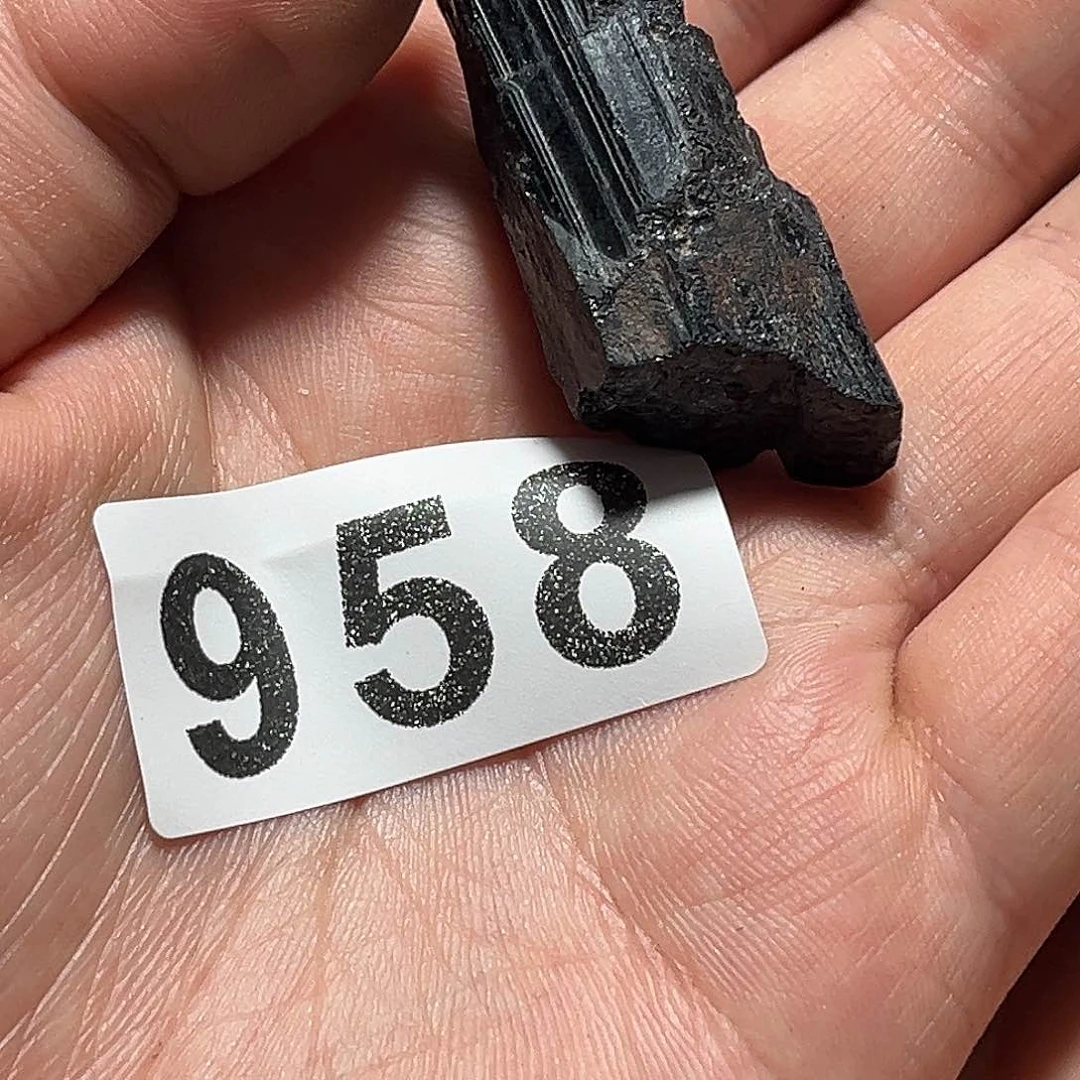 未镶嵌水晶大型摆件（非配饰）