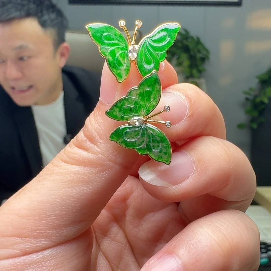 翡翠18K金镶嵌耳饰天然