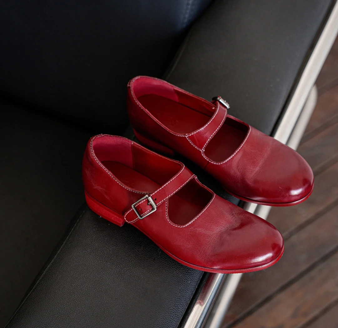 复古真皮红色粗跟玛丽珍鞋女2025秋季新款软皮一字带圆头平底单鞋