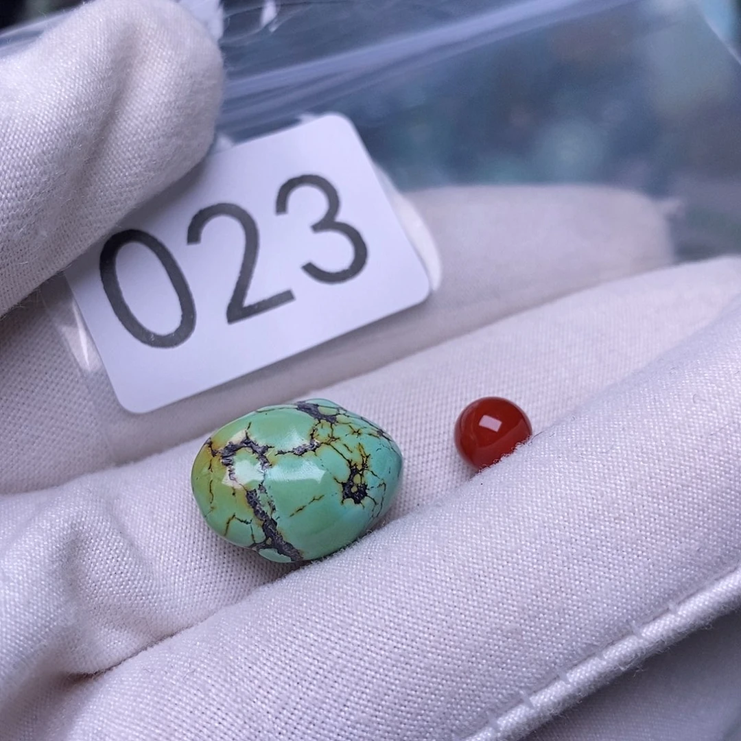 南红玛瑙未镶嵌珠宝奇石