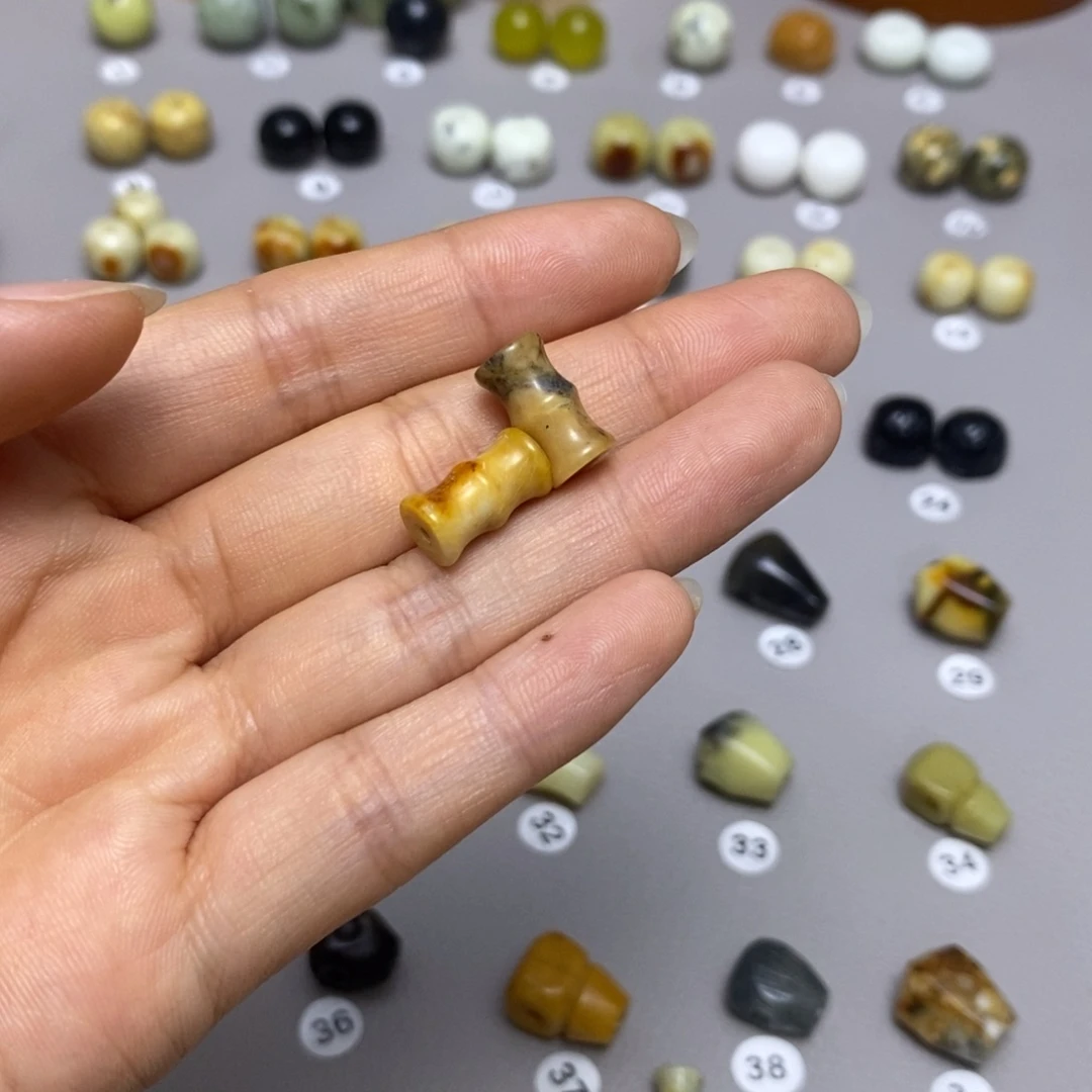 蛇纹石玉配饰合金乐*